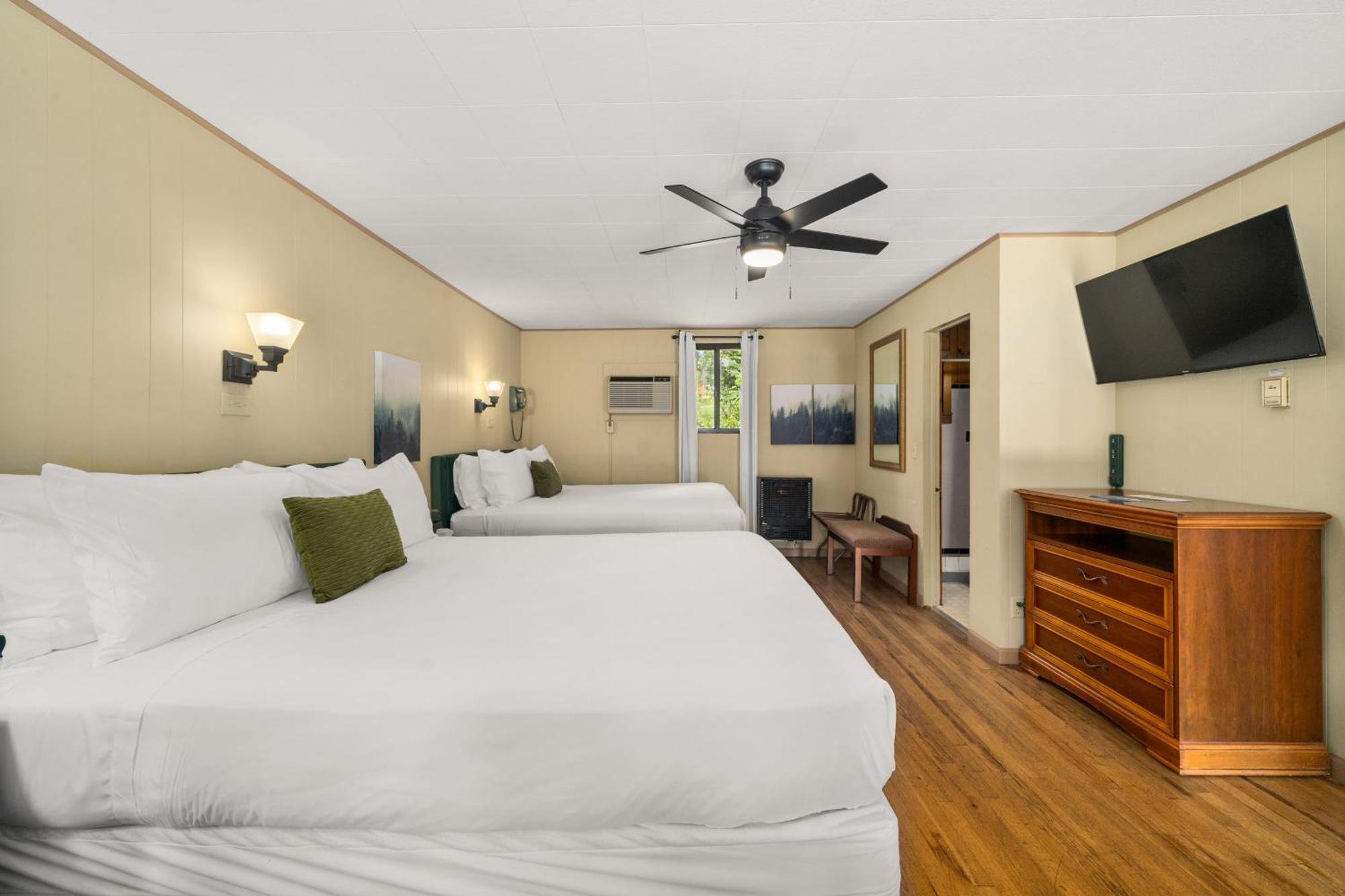 Cedarwood Inn 亨德森维尔 外观 照片